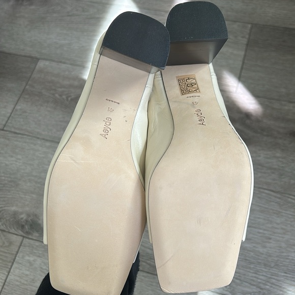 Aeyde Women's Cream Leather Mules, NEW - Picture 5 of 7